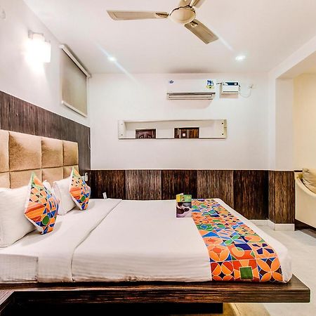Capital Suites Bangalore Esterno foto