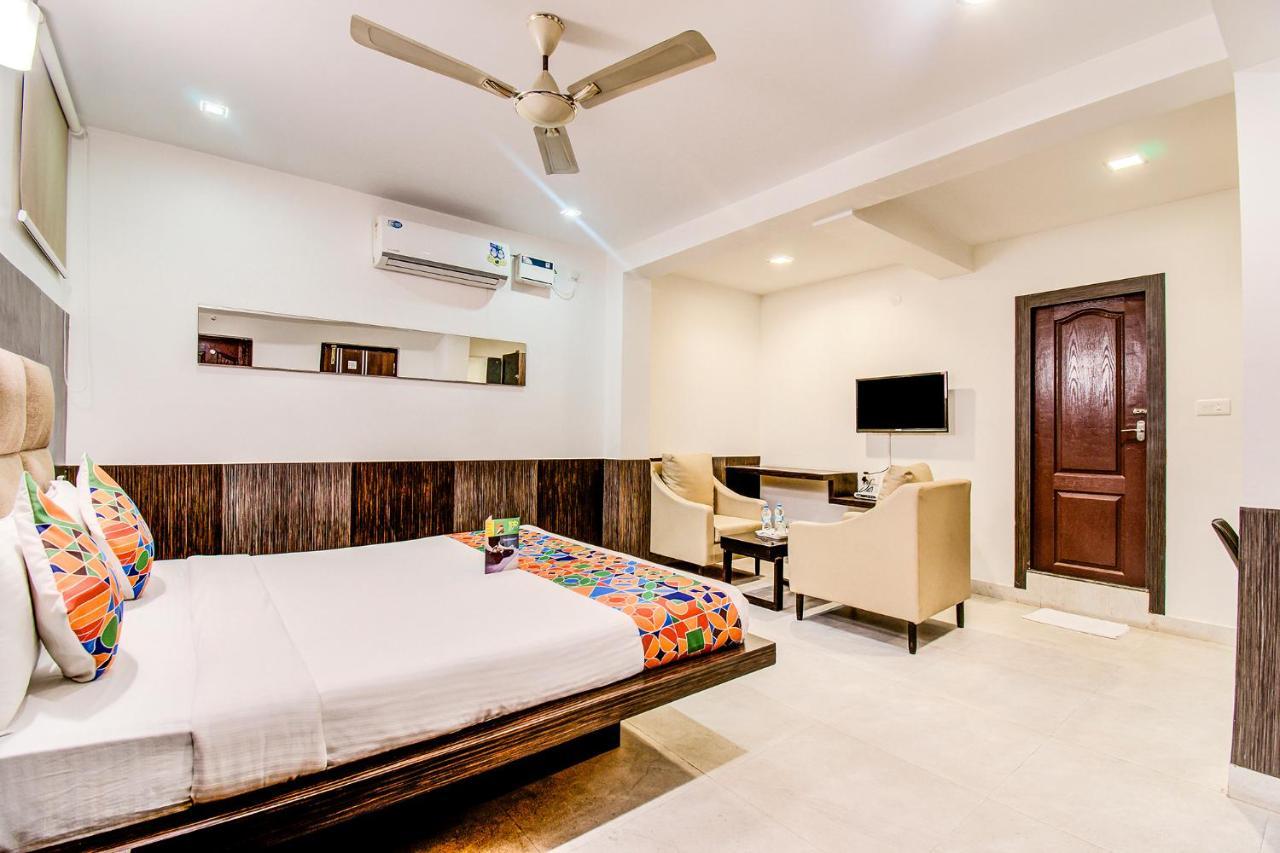 Capital Suites Bangalore Esterno foto