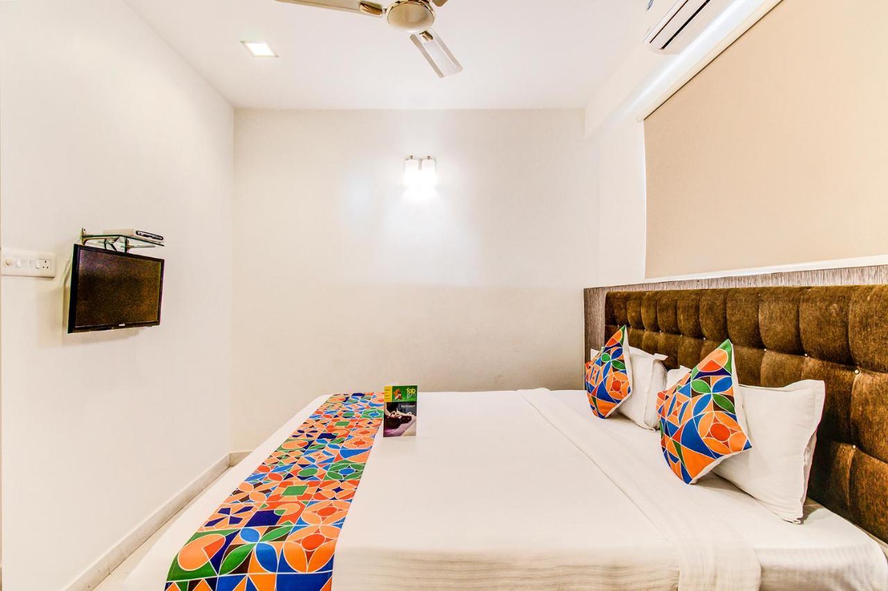 Capital Suites Bangalore Esterno foto