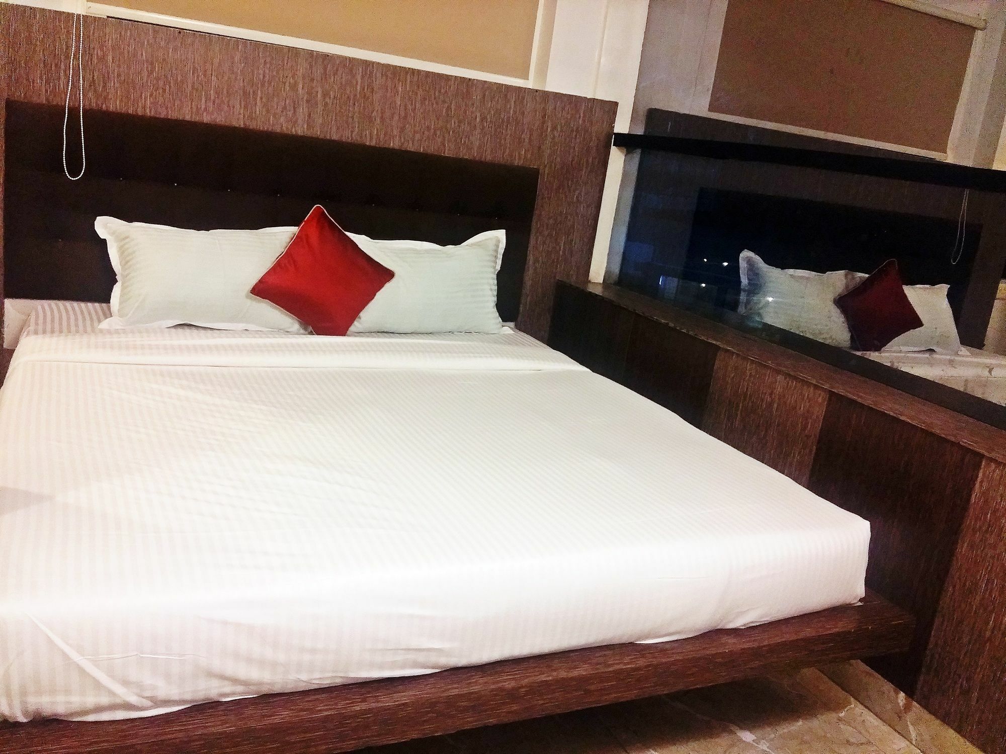 Capital Suites Bangalore Esterno foto