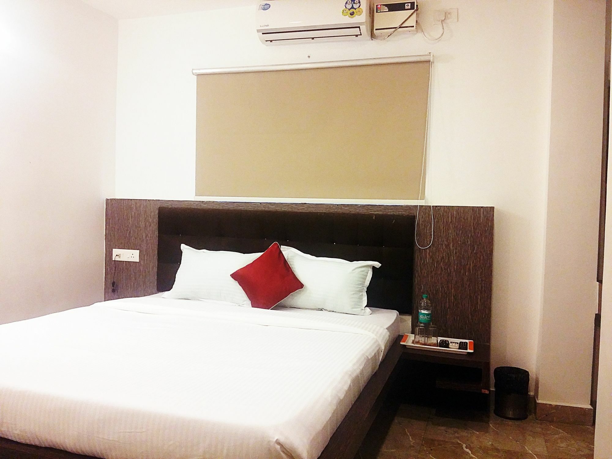 Capital Suites Bangalore Esterno foto