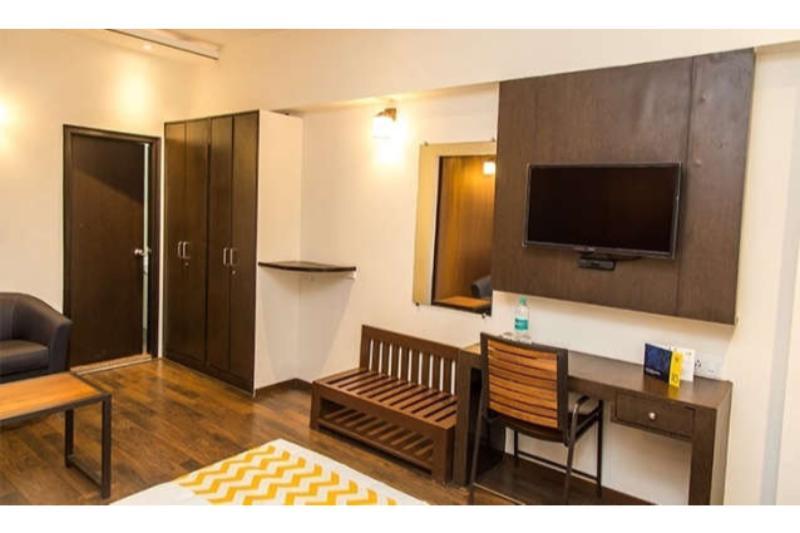 Capital Suites Bangalore Esterno foto